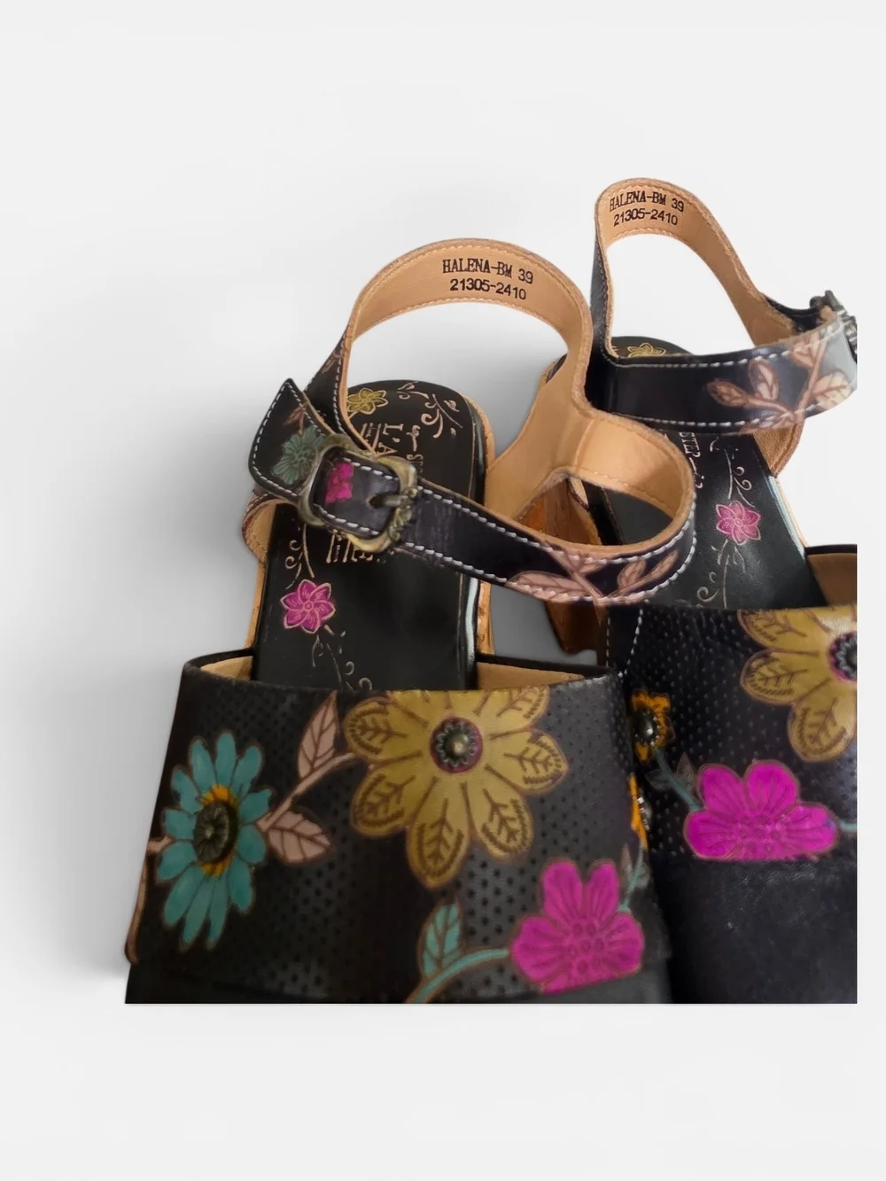 Hobo Vibe L'Artiste Platform Sandals